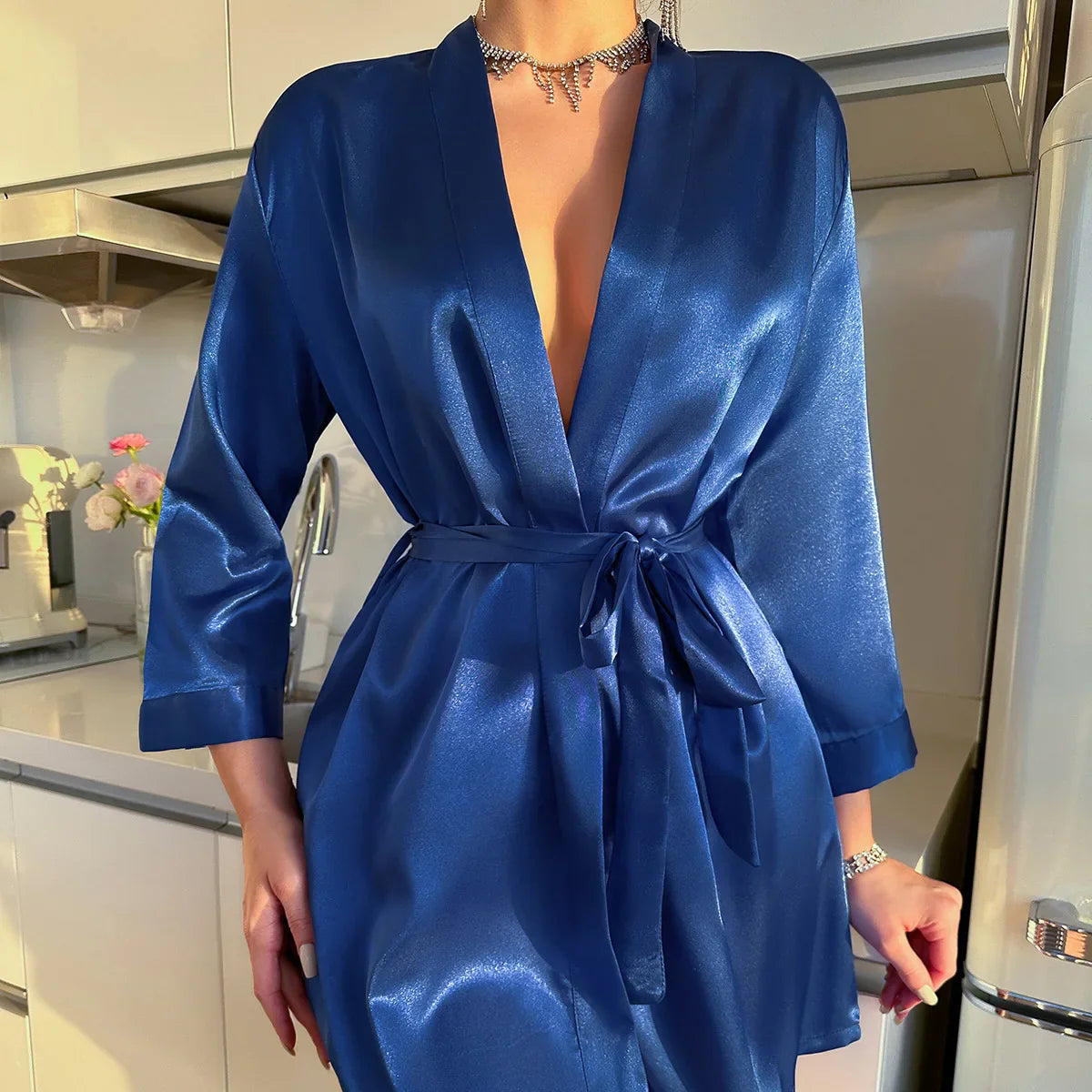 Women's Short Dressing Gown with Belted Waist and Long Sleeves