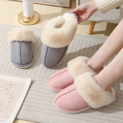 Women's Plush Indoor Slippers with Soft Lining and Cozy Comfort