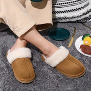 Women's Plush Indoor Slippers with Soft Lining and Cozy Comfort