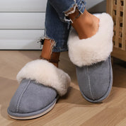 Women's Plush Indoor Slippers with Soft Lining and Cozy Comfort