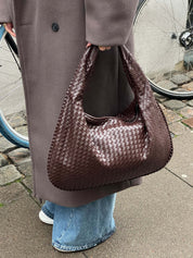 Women's Large Woven Shoulder Bag with Soft Slouchy Design